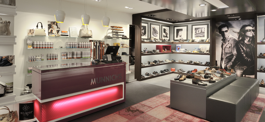 Munnichs Schoenen, NL : Winkelontwerpen en winkelinrichtingen - 