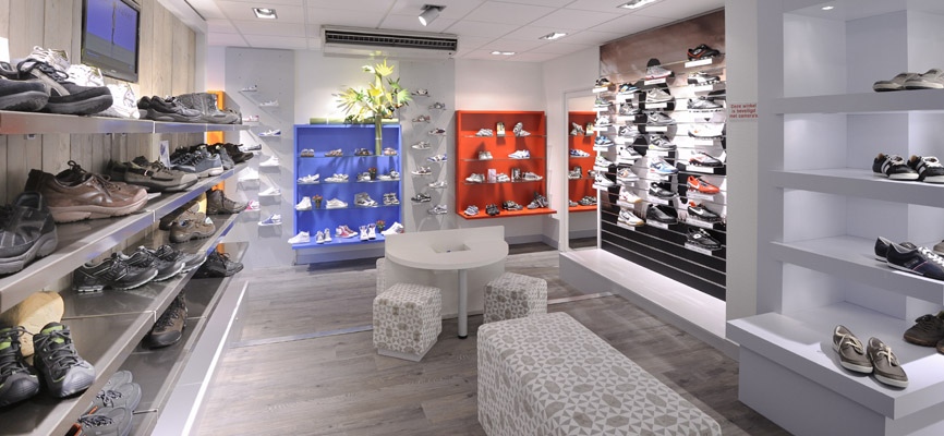 Smit Schoenen, Krabbendijke: winkelontwerp schoenenzaak - 