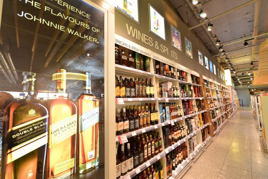 Shop Fly, Interieur luchthaven Eindhoven Airport