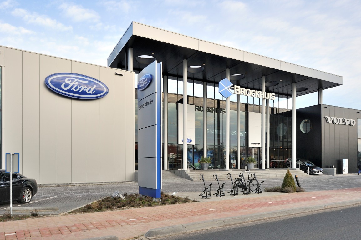 Interieur showroom inrichting Ford Broekhuis, Zeist