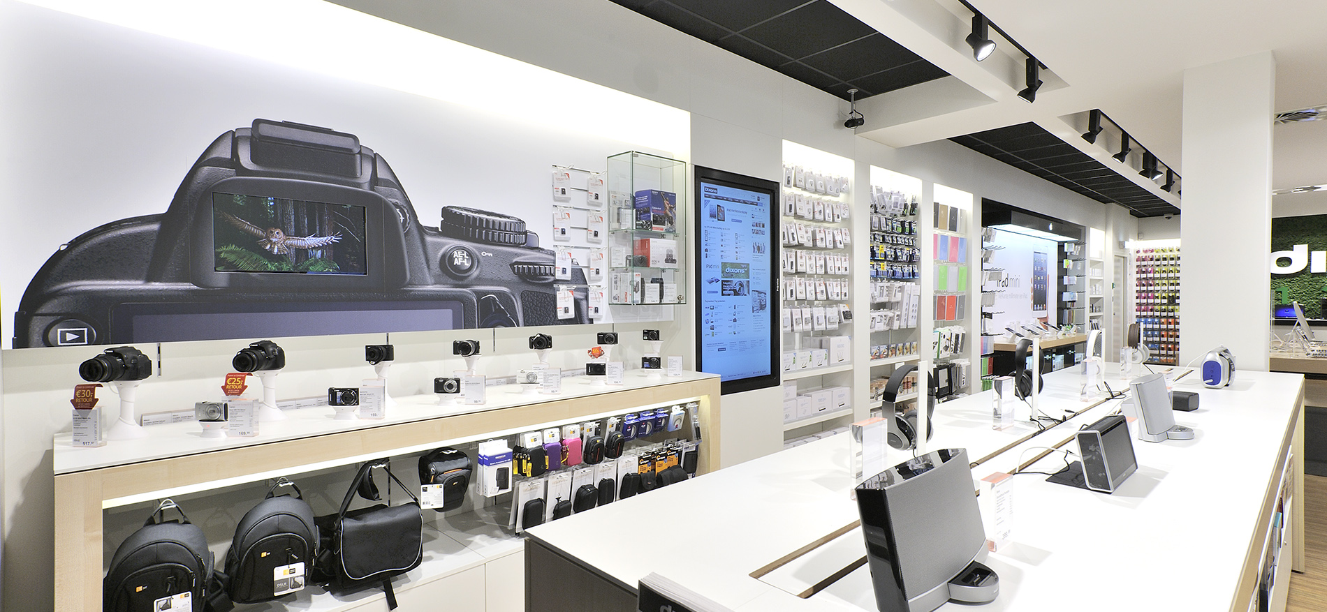 Retail design Dixons 3.0 door WSB Interieurbouw - Elektronica
