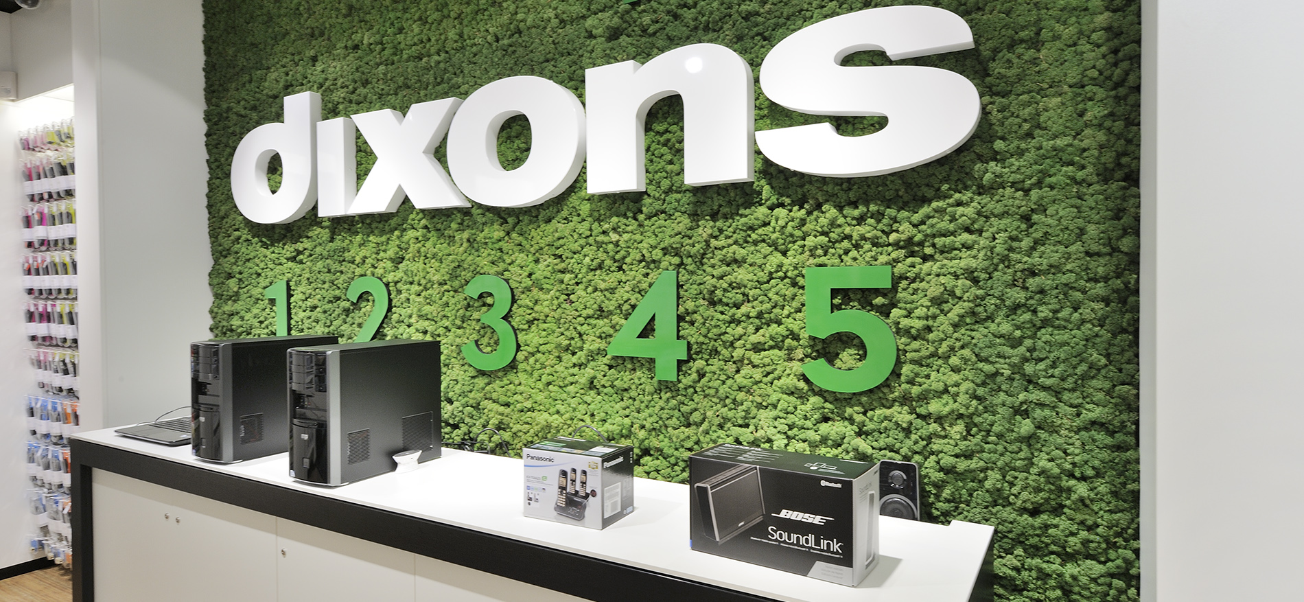 Retail design Dixons 3.0 door WSB Interieurbouw - 