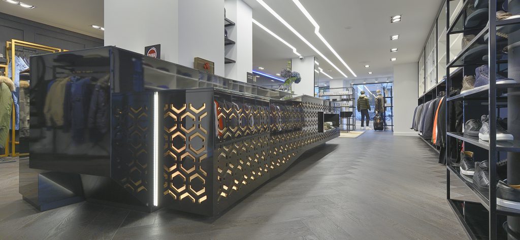 Kings Square – Amsterdam: Interieurontwerp Mode voor topmerken
