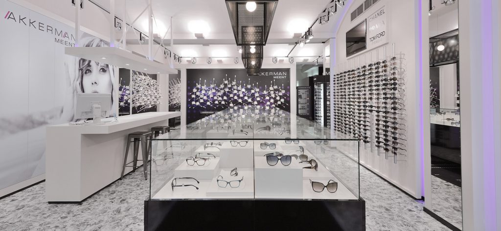 Akkerman Optiek De Meent – Restyling winkelinrichting
