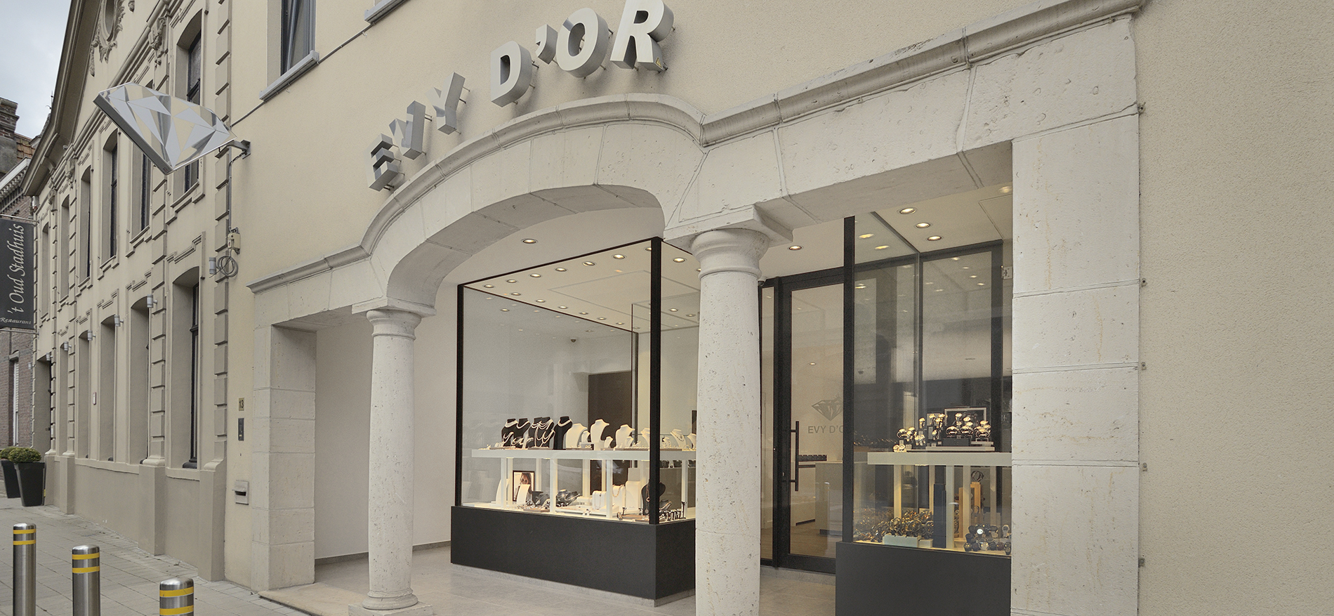 Juwelen Evy d’Or in Ingelmunster (BE) – Shopdesign winkelconcept - 
