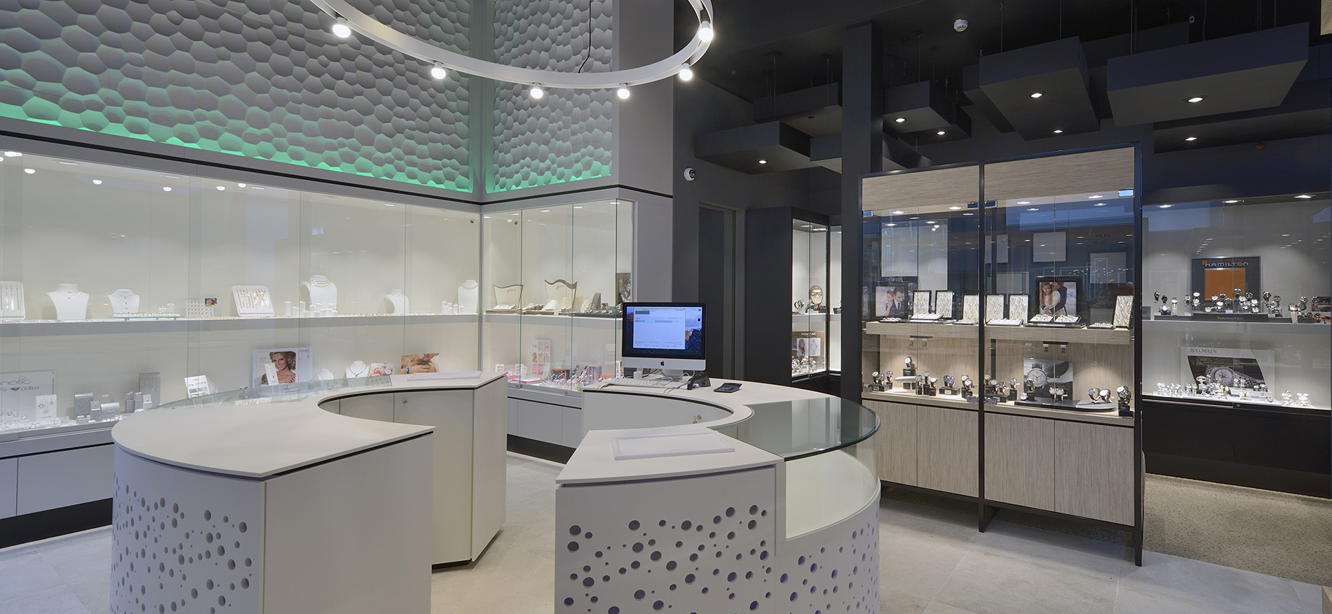 Bijouterie Laurent – Mons (BE): Stijlvolle winkelinrichting juwelier - Juweliers
