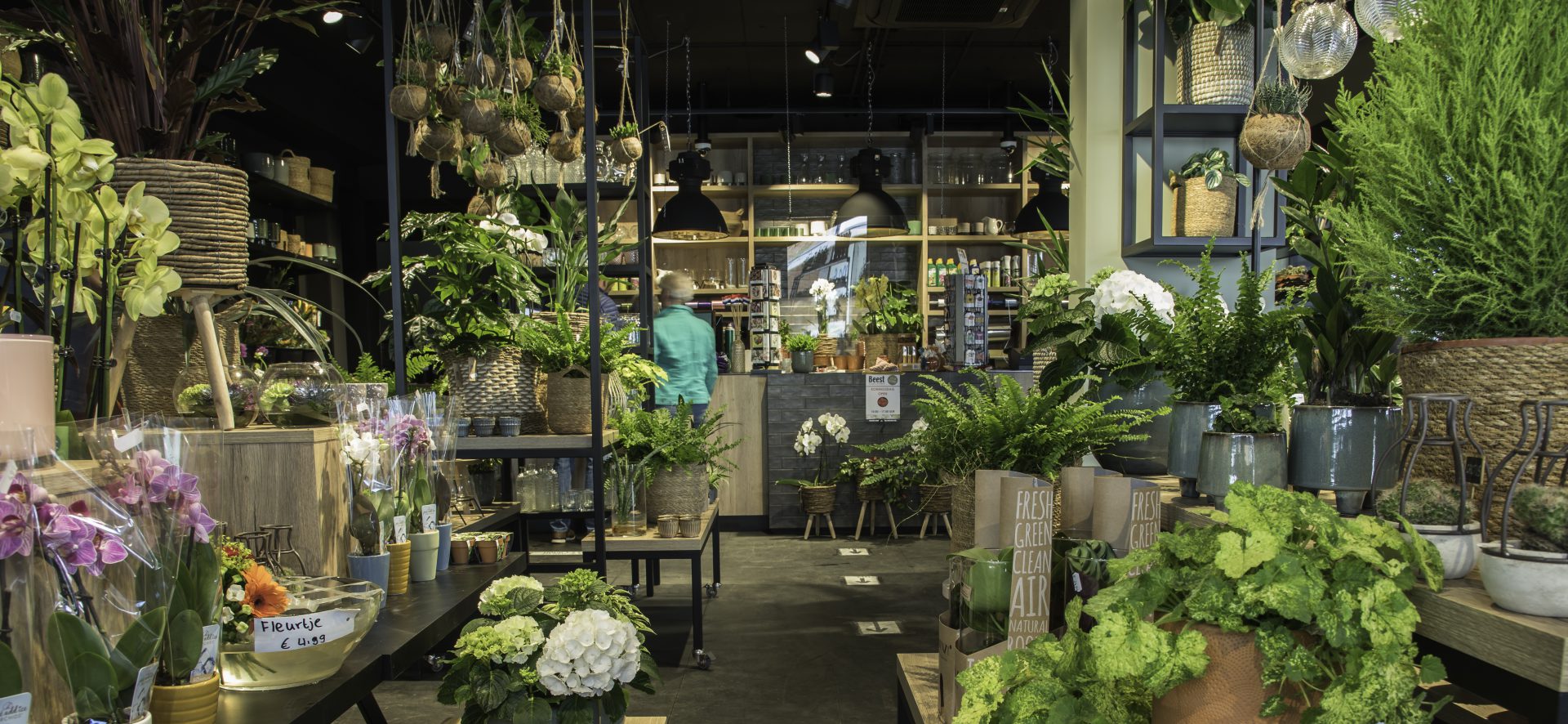 Van Beest Bloemen | Leusden - Retailketens