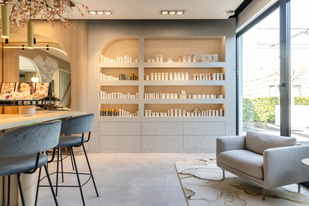 body en vital houten praktijkinrichting interieur