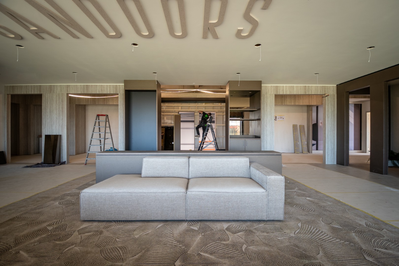 Montage van een showroom door WSB
